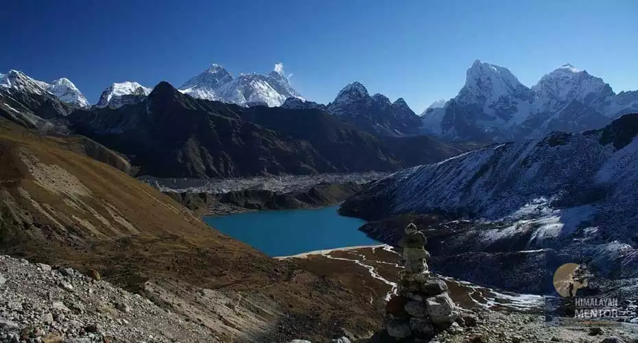 Excellent view of Mt. Everest and its neighborhood from Renjo La