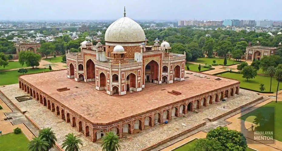 Humayuns Tomb in Delhi, India