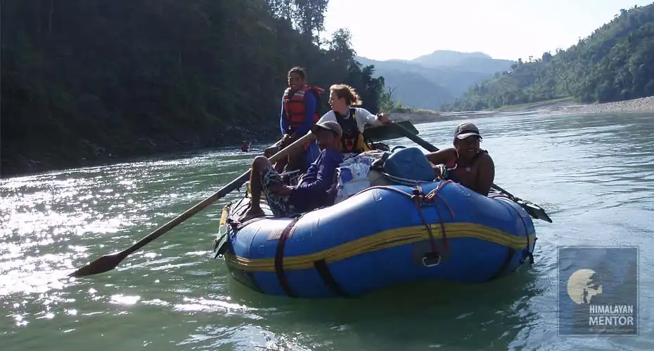 Group photo just before the day raft begins