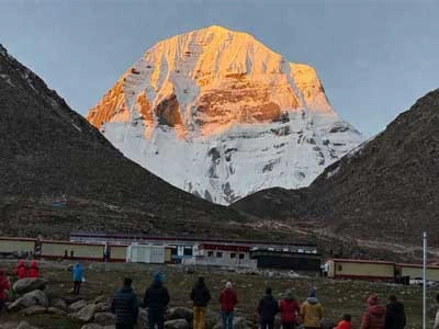 Kailash Mansarovar Tour with Everest Base Camp Kailash Mansarovar Tour with Everest Base Camp